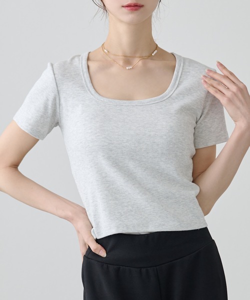 DAYRA(デイラ)の「Uネック コンパクト 半袖 リブ トップス(Tシャツ/カットソー・レディース・ライトグレー/ホワイト/ブラック/グレー・FREE)」の1枚目の写真