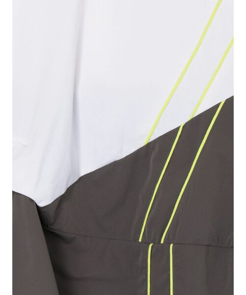 UN3D.(アンスリード)の「SIDE LINE TUCK T SHIRT / サイドラインタックTシャツ(Tシャツ/カットソー・レディース・ホワイト/ブラック・36/38)」の19枚目の写真