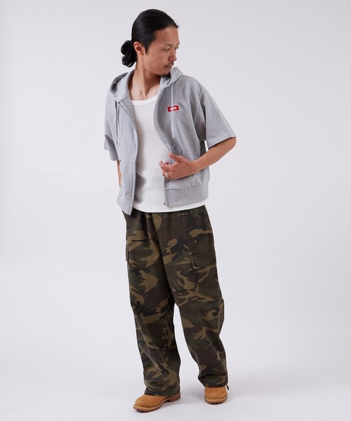 SIDEWAY STANCE（サイドウェイスタンス）の「【SIDEWAY STANCE】ボックスロゴ刺しゅう ライト裏毛 半袖ジップアップパーカー（パーカー・メンズ・ブラック/ネイビー/杢グレー・LARGE/MEDIUM/SMALL/X-LARGE）」の12枚目の写真