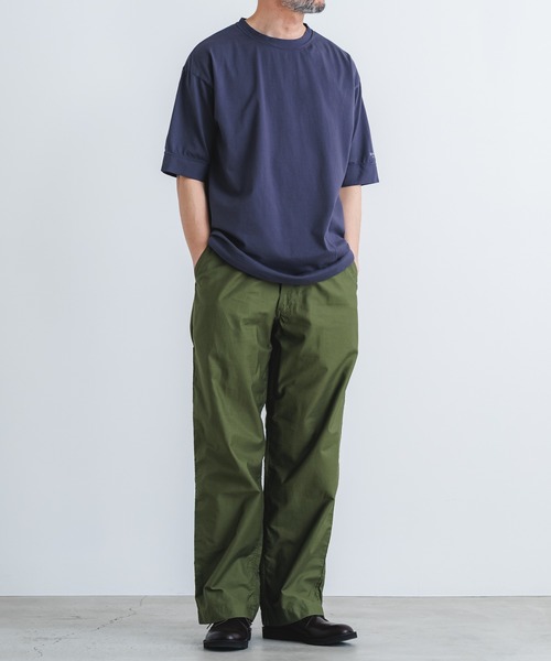 quadro（クオドロ）の「40/2CM天竺脇ポケット5分袖クルーネック（Tシャツ/カットソー・メンズ・チャコール/オフホワイト/グレー/ダークグリーン・MEDIUM/LARGE）」の7枚目の写真