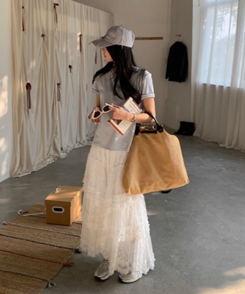 Mejoul(メジュール)の「シンメトリーデザイン レースティアードロングスカート(スカート・レディース・ブラック/ホワイト・F)」の12枚目の写真