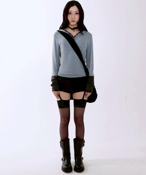 runningHIGH(ランニングハイ)の「【runningHIGH】STUDDED NUBUCK MESSENGER BAG / 【ランニングハイ】スタッドヌバックメッセンジャーバッグ(ショルダーバッグ・レディース・ブラウン/ブラック・ONE SIZE)」の16枚目の写真