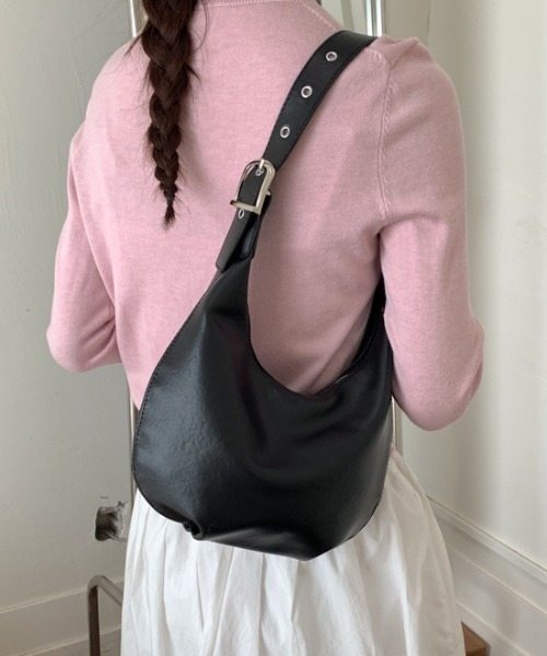 Teem Store(チームストア)の「フェイクレザー コンパクトショルダーバッグ(ショルダーバッグ・レディース・ブラック/モカ/ピンク/ホワイト・F)」の1枚目の写真