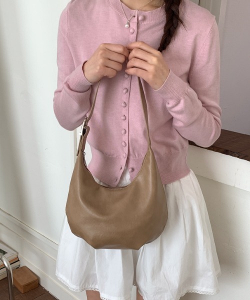 Teem Store(チームストア)の「フェイクレザー コンパクトショルダーバッグ(ショルダーバッグ・レディース・ブラック/モカ/ピンク/ホワイト・F)」の9枚目の写真