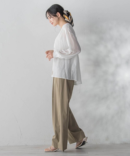 Droite lautreamont(ドロワットロートレアモン)の「TR強撚気流染めカーディガン(カーディガン/ボレロ・レディース・グリーン/オフホワイト/ブラック・M)」の10枚目の写真