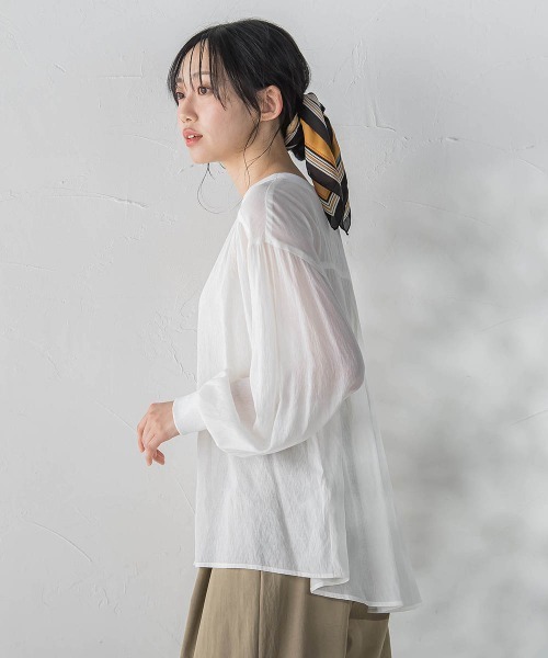 Droite lautreamont(ドロワットロートレアモン)の「TR強撚気流染めカーディガン(カーディガン/ボレロ・レディース・グリーン/オフホワイト/ブラック・M)」の6枚目の写真