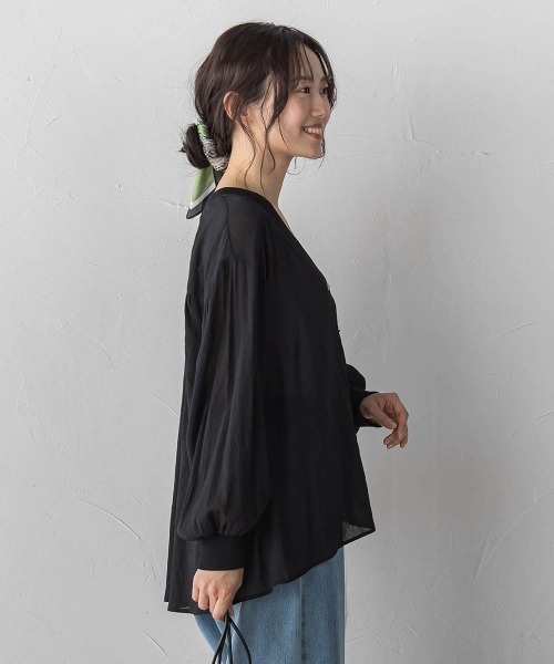 Droite lautreamont(ドロワットロートレアモン)の「TR強撚気流染めカーディガン(カーディガン/ボレロ・レディース・グリーン/オフホワイト/ブラック・M)」の14枚目の写真