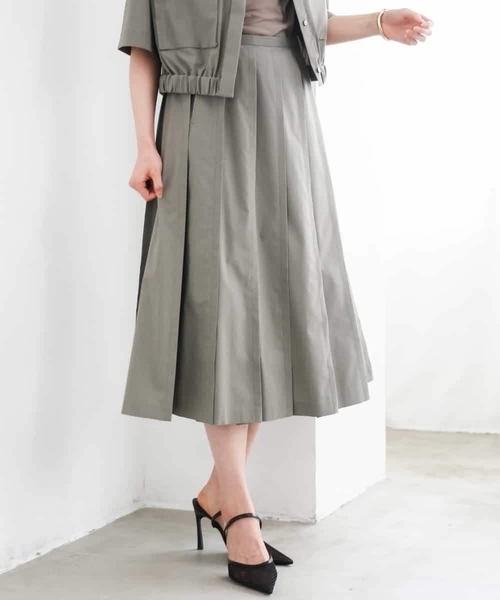 MICHEL KLEIN（ミッシェル・クラン）の「[セットアップ対応]プリーツスカート（スカート・レディース・カーキ・38）」の19枚目の写真