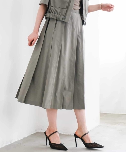 MICHEL KLEIN（ミッシェル・クラン）の「[セットアップ対応]プリーツスカート（スカート・レディース・カーキ・38）」の20枚目の写真
