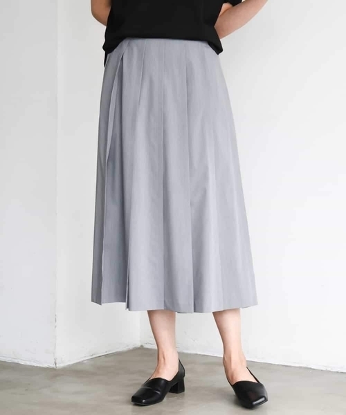 MICHEL KLEIN（ミッシェル・クラン）の「[セットアップ対応]プリーツスカート（スカート・レディース・カーキ・38）」の4枚目の写真