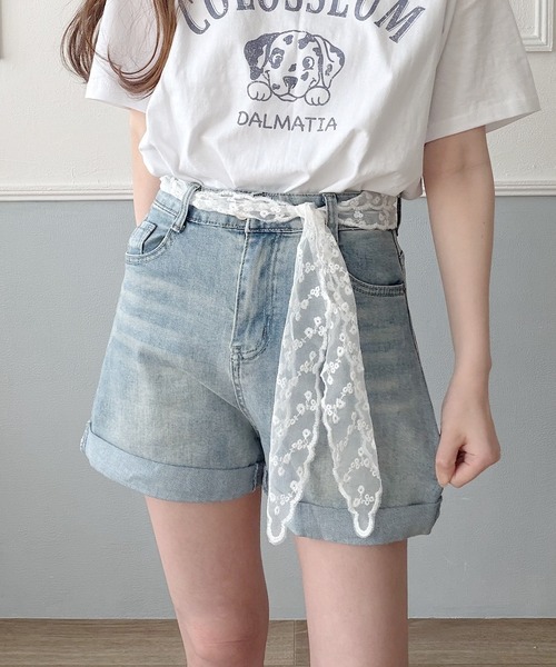 Nana(ナナ)の「レースベルト付きストレッチデニムショートパンツ(デニムパンツ・レディース・ブルー・X-LARGE/LARGE/MEDIUM)」の9枚目の写真
