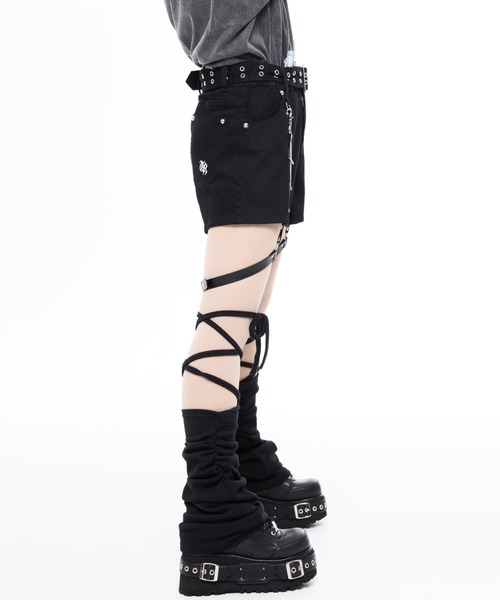 TRAVAS TOKYO(トラバス トウキョウ)の「『TRAVAS TOKYO/トラバス トーキョー』ガーターベルト付きショートパンツ(その他パンツ・レディース・ブラック・L/M)」の8枚目の写真