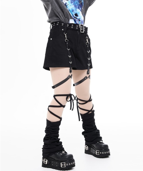 TRAVAS TOKYO(トラバス トウキョウ)の「『TRAVAS TOKYO/トラバス トーキョー』ガーターベルト付きショートパンツ(その他パンツ・レディース・ブラック・L/M)」の9枚目の写真
