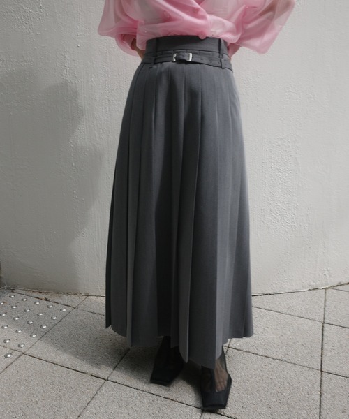 Ameri(アメリ)の「MEDI LOW BELT PLEATS SKIRT(スカート・レディース・グレー/スカイブルー・SMALL/MEDIUM)」の1枚目の写真