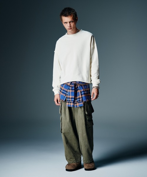glamb(グラム)の「Ticket Tag Damage Sweat / チケットタグダメージスウェット(スウェット・メンズ・アイボリー/ブラック/グリーン・S/M/L)」の8枚目の写真