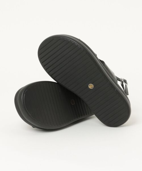 LAULEN(ローレン)の「leather circle motif back strap sandal /レザーサークルモチーフバックストラップサンダル(サンダル・レディース・ブラック/アイボリー/シルバー・23cm/24.5cm)」の7枚目の写真