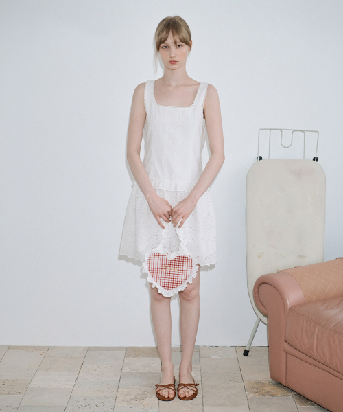 SINOON(シヌーン)の「Shirring Heart Bag (Red)(メッセンジャーバッグ・レディース・レッド・FREE)」の2枚目の写真