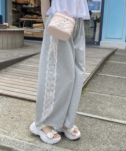 INGNI(イング)の「サイドレースラメスウェットパンツ(その他パンツ・レディース・グレー/ライトピンク/ブラック・FREE)」の4枚目の写真