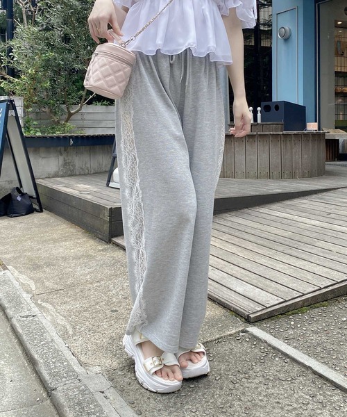 INGNI(イング)の「サイドレースラメスウェットパンツ(その他パンツ・レディース・グレー/ライトピンク/ブラック・FREE)」の5枚目の写真