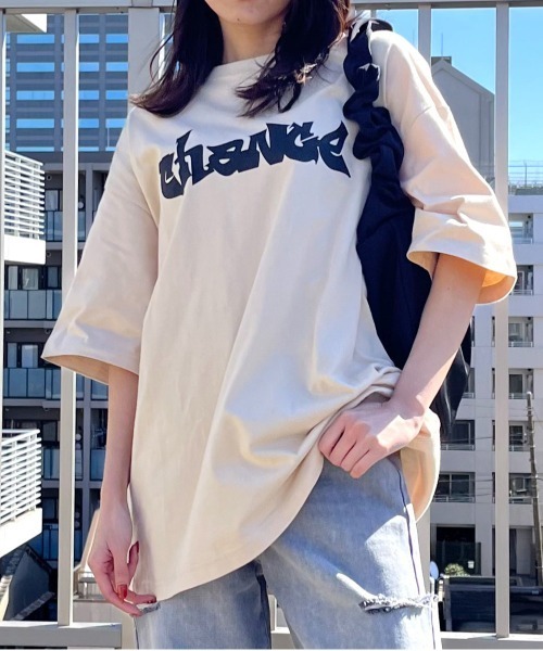 RGY（アールジーワイ）の「ビリヤード両面プリント ビッグシルエットTシャツ（Tシャツ/カットソー・メンズ・ブラック/ライトベージュ/ホワイト・LARGE/MEDIUM）」の4枚目の写真