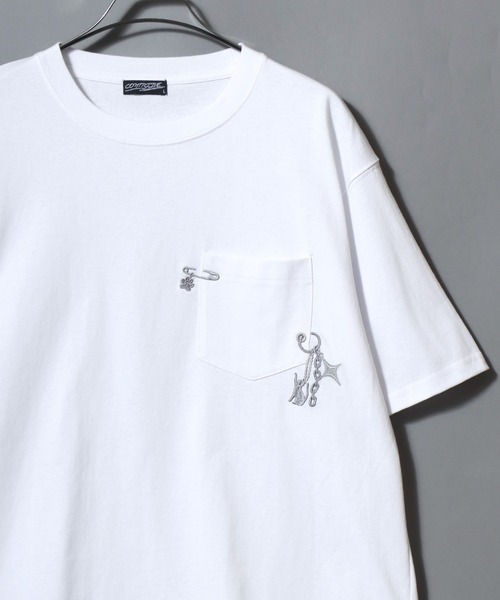 ANPAS（アンパス）の「Short-Sleeve Embroidered Chest Pocket Tee / 胸ポケット刺繍半袖Tシャツ 花 猫モチーフ メンズ レディース トップス（Tシャツ/カットソー・メンズ・ホワイト系1/ホワイト系2/ブラック系1/ブラック系2・M/L）」の2枚目の写真