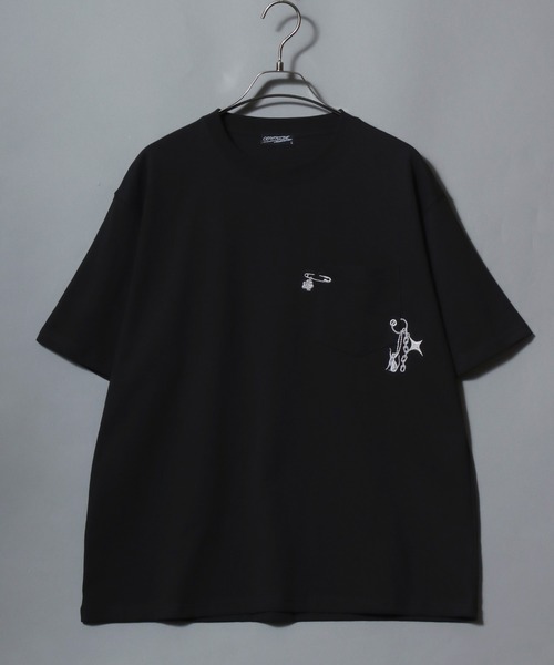 ANPAS（アンパス）の「Short-Sleeve Embroidered Chest Pocket Tee / 胸ポケット刺繍半袖Tシャツ 花 猫モチーフ メンズ レディース トップス（Tシャツ/カットソー・メンズ・ホワイト系1/ホワイト系2/ブラック系1/ブラック系2・M/L）」の19枚目の写真