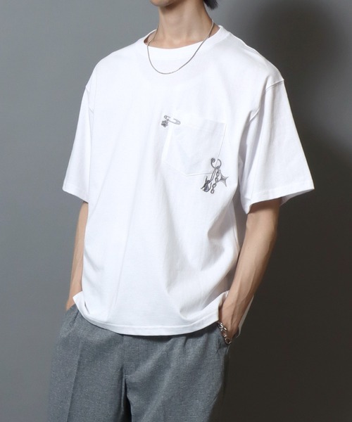 ANPAS（アンパス）の「Short-Sleeve Embroidered Chest Pocket Tee / 胸ポケット刺繍半袖Tシャツ 花 猫モチーフ メンズ レディース トップス（Tシャツ/カットソー・メンズ・ホワイト系1/ホワイト系2/ブラック系1/ブラック系2・M/L）」の20枚目の写真