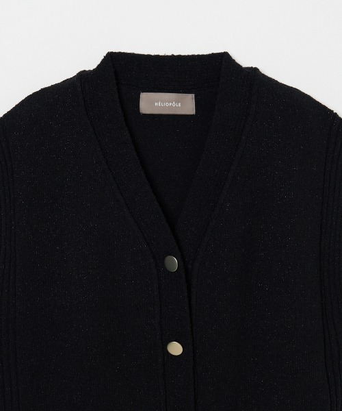 HELIOPOLE（エリオポール）の「METAL BUTTON KNIT VEST（ベスト・レディース・ベージュ/ブラック/グレー・38）」の11枚目の写真