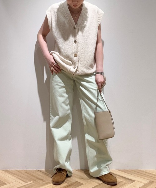HELIOPOLE（エリオポール）の「METAL BUTTON KNIT VEST（ベスト・レディース・ベージュ/ブラック/グレー・38）」の19枚目の写真