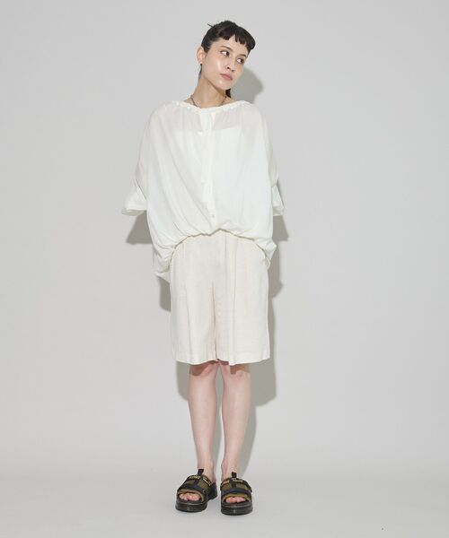 GARAGE OF GOOD CLOTHING(ガレージオブグッドクロージング)の「リネンクロスショートパンツ(その他パンツ・レディース・ホワイト系その他2/ベージュ・FREE)」の13枚目の写真