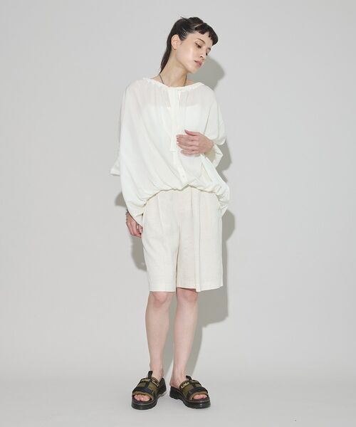 GARAGE OF GOOD CLOTHING(ガレージオブグッドクロージング)の「リネンクロスショートパンツ(その他パンツ・レディース・ホワイト系その他2/ベージュ・FREE)」の10枚目の写真