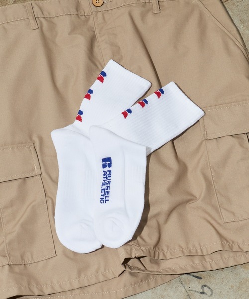 Russell Athletic(ラッセルアスレティック)の「RUSSELL ATHLETIC / ラッセルアスレティック Russell Three Logo Socks ブランドロゴ ソックス ジャガード 靴下 メンズ 2026年 夏 夏服(ソックス/靴下・メンズ・グレー/ホワイト/ブラック・FREE)」の2枚目の写真
