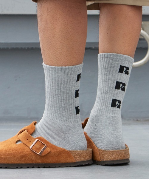 Russell Athletic(ラッセルアスレティック)の「RUSSELL ATHLETIC / ラッセルアスレティック Russell Three Logo Socks ブランドロゴ ソックス ジャガード 靴下 メンズ 2026年 夏 夏服(ソックス/靴下・メンズ・グレー/ホワイト/ブラック・FREE)」の9枚目の写真