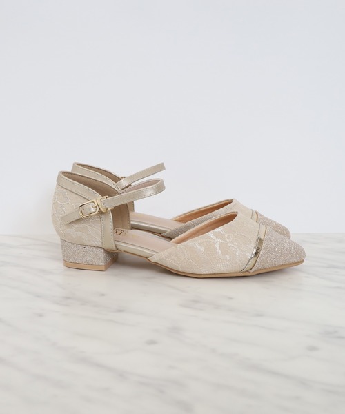 TRUDEA(トルディア)の「レース×ラメチャンキーヒールパンプス(パンプス・レディース・シルバー/ベージュ/ブラック・SMALL/MEDIUM/LARGE)」の4枚目の写真