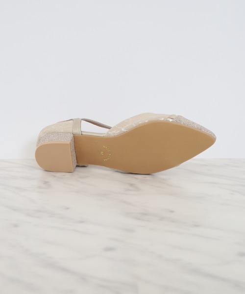TRUDEA(トルディア)の「レース×ラメチャンキーヒールパンプス(パンプス・レディース・シルバー/ベージュ/ブラック・SMALL/MEDIUM/LARGE)」の6枚目の写真
