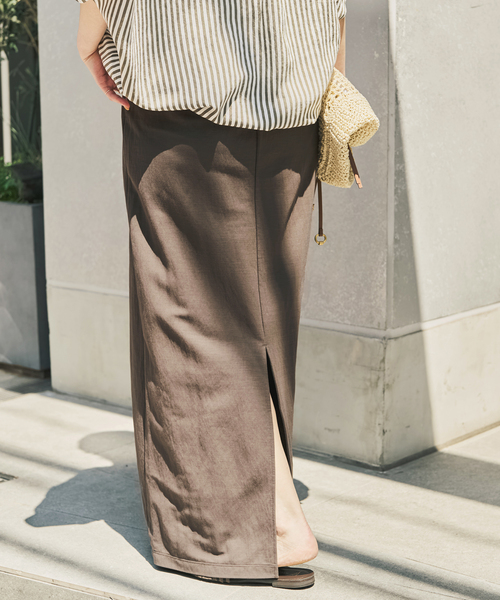 Spick & Span（スピックアンドスパン）の「《セットアップ可》スムースフィールイージースカート（スカート・レディース・ブラウン/ブラック・38/36）」の4枚目の写真