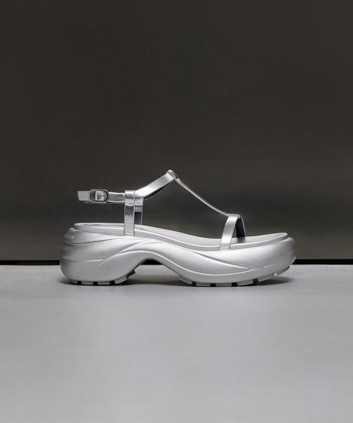 ブランド古着】フラットサンダル（サンダル）｜CHARLES & KEITH