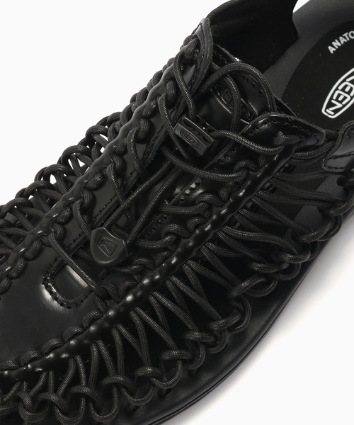 417 EDIFICE(フォーワンセブンエディフィス)の「KEEN / キーン UNEEK LEA(サンダル・メンズ・ブラック・26cm/26.5cm/27cm/27.5cm/28cm)」の14枚目の写真