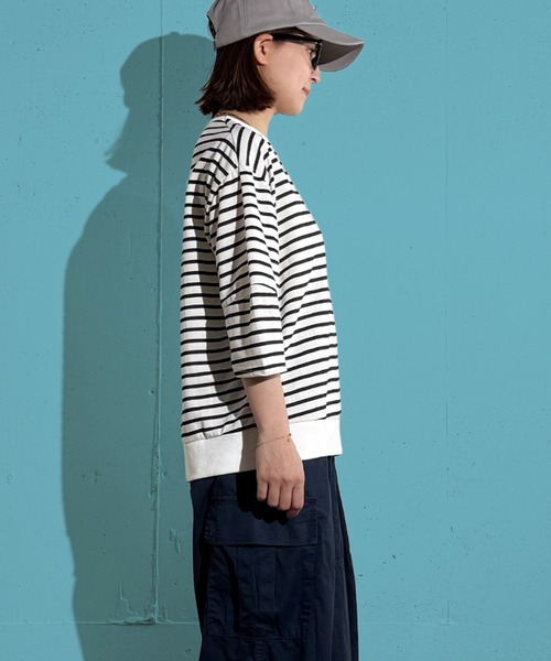 MAISON SELECT(メゾンセレクト)の「6C75 七分袖 コクーンスリーブ ボーダーカットソー(Tシャツ/カットソー・レディース・ブラック/ホワイト/グリーン・FREE)」の4枚目の写真