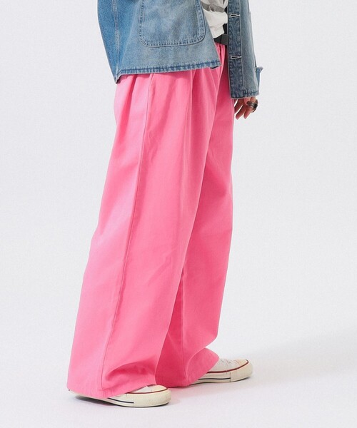 BEAMS BOY(ビームスボーイ)の「【別注】Gramicci / 2プリーツ ワイドパンツ(スウェットパンツ・レディース・ネイビー/パープル/ライトイエロー/ピンク・ONE SIZE)」の8枚目の写真