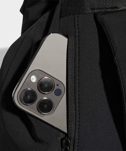 adidas(アディダス)の「FAVORITE BACKPACK / アディダス adidas(バックパック/リュック・レディース・ブラック・FREE)」の6枚目の写真