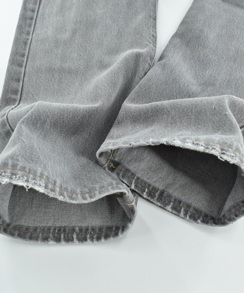 Levi's(リーバイス)の「【USED】Y2K Levi's 501 ブラック デニムパンツ(デニムパンツ・メンズ・ブラック・SMALL)」の3枚目の写真