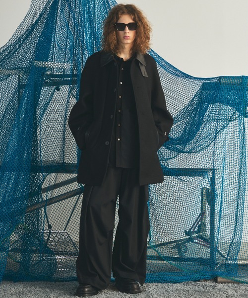 MAISON SPECIAL（メゾンスペシャル）の「《UNISEX》Raglan Yoke Switching Prime-Over Long Sleeve Shirt/ラグランヨーク切替プライムオーバーロングスリーブシャツ【MAISON SPECIAL/メゾンスペシャル】（シャツ/ブラウス・メンズ・ブラック/グレイッシュベージュ/その他1/オフホワイト/カーキ/チャコールグレー・1/0/2）」の22枚目の写真