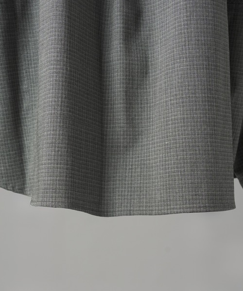 MAISON SPECIAL（メゾンスペシャル）の「《UNISEX》Raglan Yoke Switching Prime-Over Long Sleeve Shirt/ラグランヨーク切替プライムオーバーロングスリーブシャツ【MAISON SPECIAL/メゾンスペシャル】（シャツ/ブラウス・メンズ・ブラック/グレイッシュベージュ/その他1/オフホワイト/カーキ/チャコールグレー・1/0/2）」の8枚目の写真