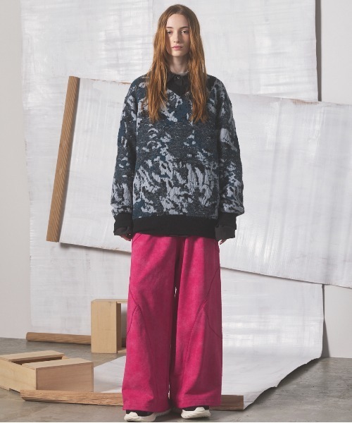 MAISON SPECIAL（メゾンスペシャル）の「《UNISEX》Raglan Yoke Switching Prime-Over Long Sleeve Shirt/ラグランヨーク切替プライムオーバーロングスリーブシャツ【MAISON SPECIAL/メゾンスペシャル】（シャツ/ブラウス・メンズ・ブラック/グレイッシュベージュ/その他1/オフホワイト/カーキ/チャコールグレー・1/0/2）」の17枚目の写真
