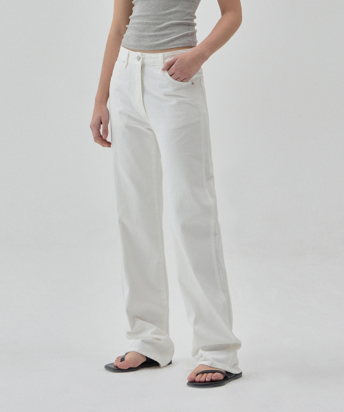 RYUL+WAI(リュルアンドワイ)の「デニムクラシックロングパンツホワイトR6(デニムパンツ・レディース・その他・SMALL/MEDIUM)」の1枚目の写真