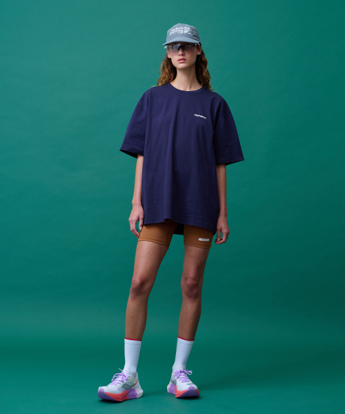 MENASOO(ミナス)の「Unisex Symbol Sorona Basic T Shirt_Navy(Tシャツ/カットソー・レディース・ネイビー・1/2)」の3枚目の写真