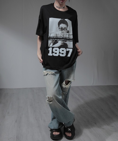 nonomi（ノノミ）の「フォトプリント＆ナンバーロゴ オーバーサイズ半袖Tシャツ（Tシャツ/カットソー・レディース・ブラック/ホワイト・XL）」の4枚目の写真