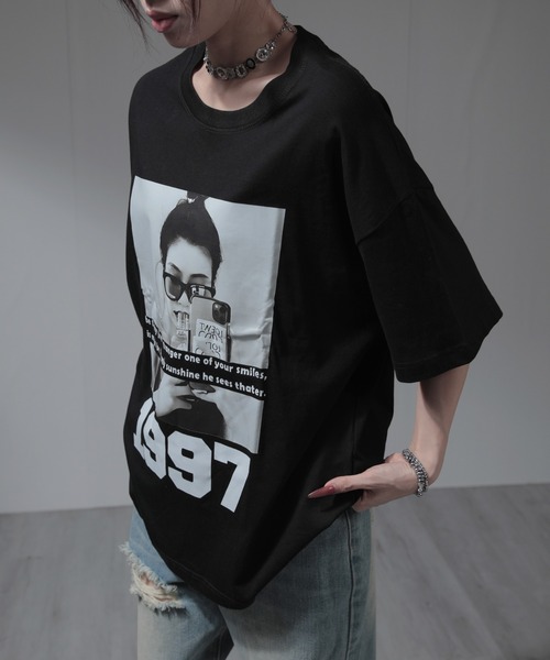 nonomi（ノノミ）の「フォトプリント＆ナンバーロゴ オーバーサイズ半袖Tシャツ（Tシャツ/カットソー・レディース・ブラック/ホワイト・XL）」の9枚目の写真