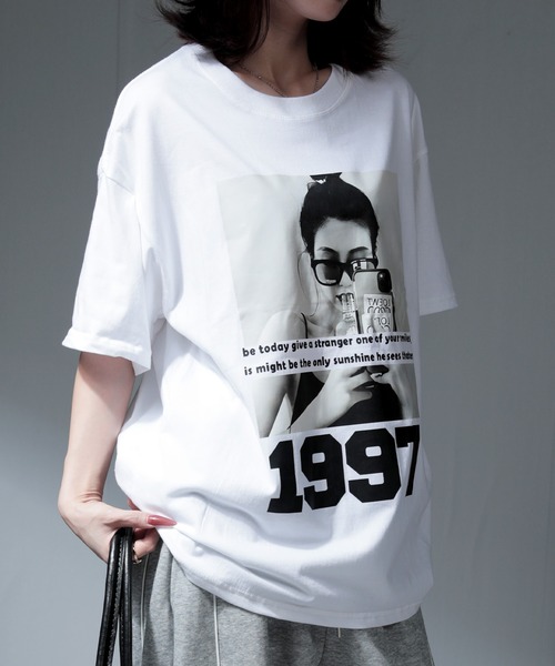 nonomi（ノノミ）の「フォトプリント＆ナンバーロゴ オーバーサイズ半袖Tシャツ（Tシャツ/カットソー・レディース・ブラック/ホワイト・XL）」の13枚目の写真